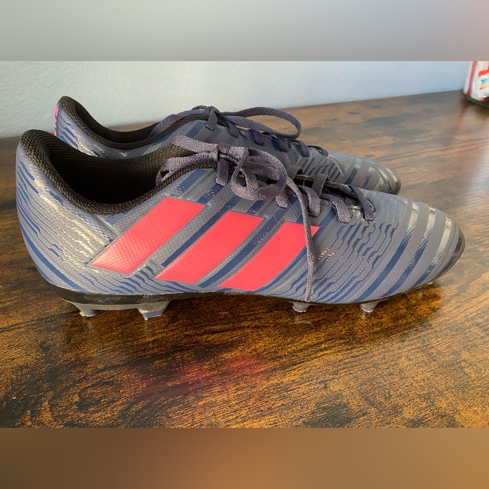 Women’s Adidas Soccer Cleats- size 9.5